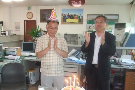 산업개발담당 생신파티~~~^^