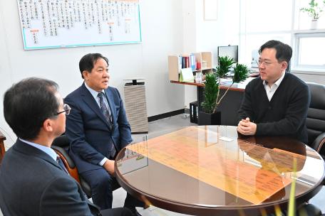 3월7일 평창군(군수 심재국)은 예산확보를 위해 세종시 중앙부처를 방문하였다